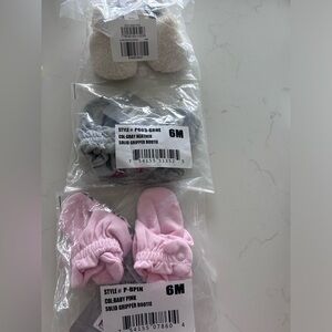 Zutano booties 6 month